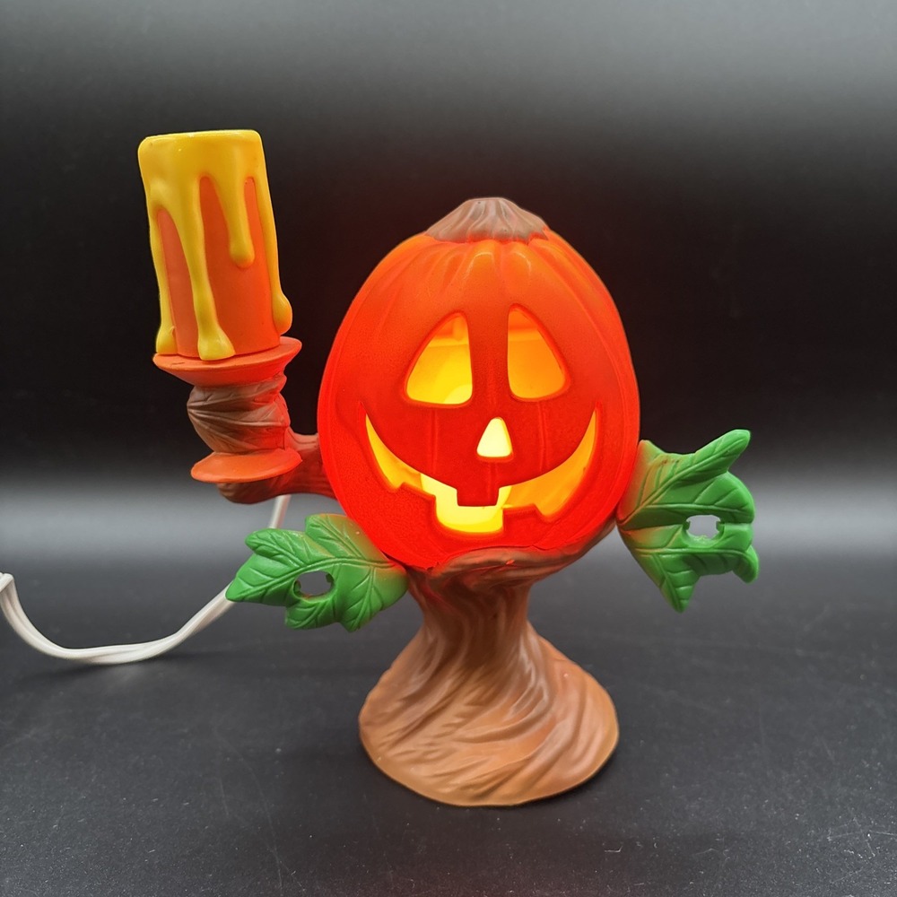 Trendmasters HallowScream Pumpkin Candelabra 1997 Plug-In Light Halloween Decor
